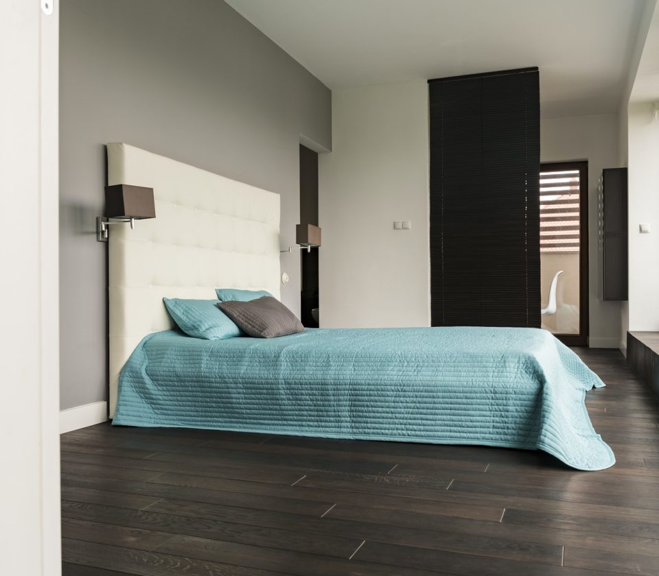 bedroom-with-wooden-floor.jpg bedroom-with-wooden-floor.jpg